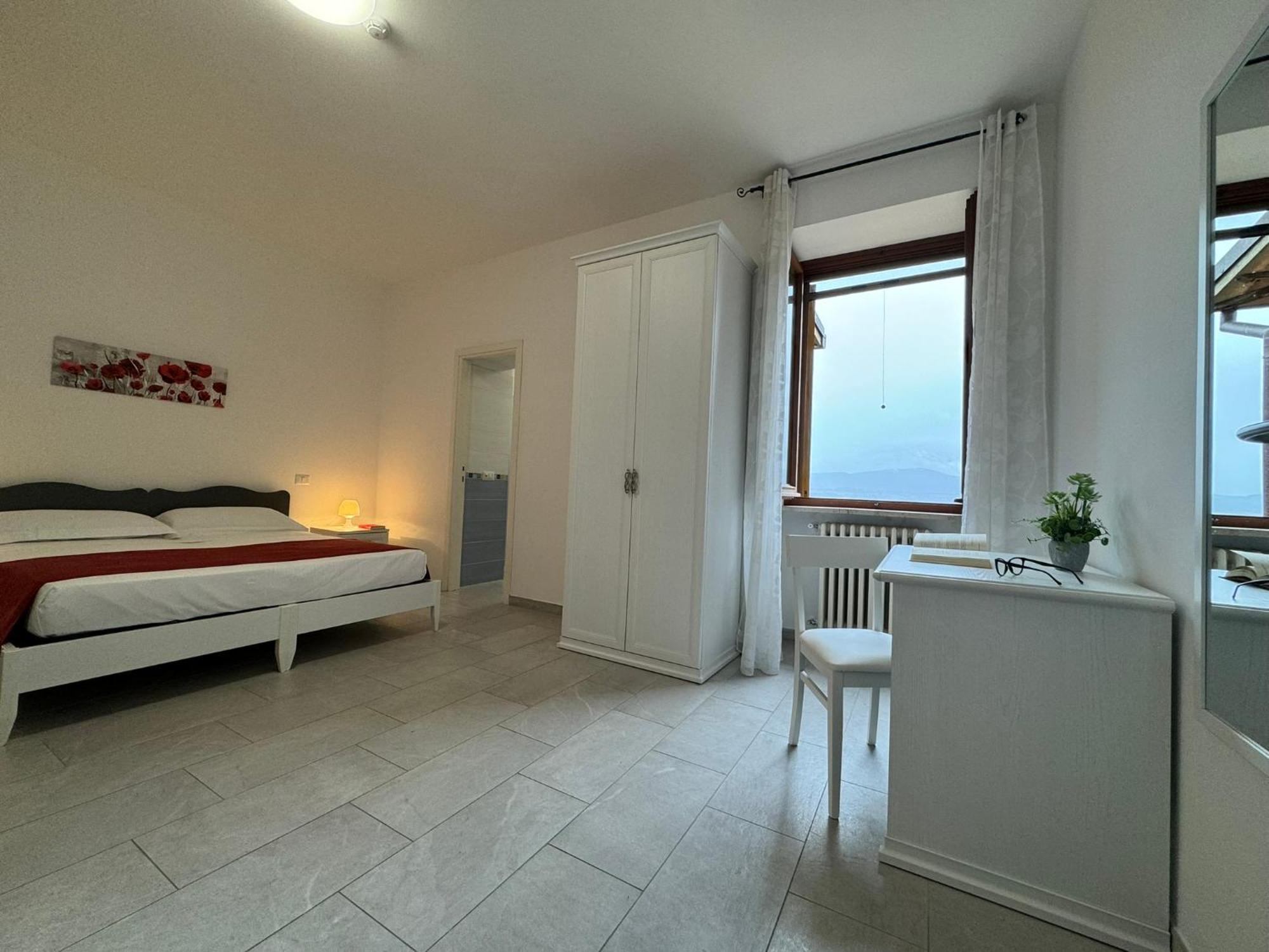Monastero Ss. Annunziata Hotel Todi Eksteriør billede A room at the hotel