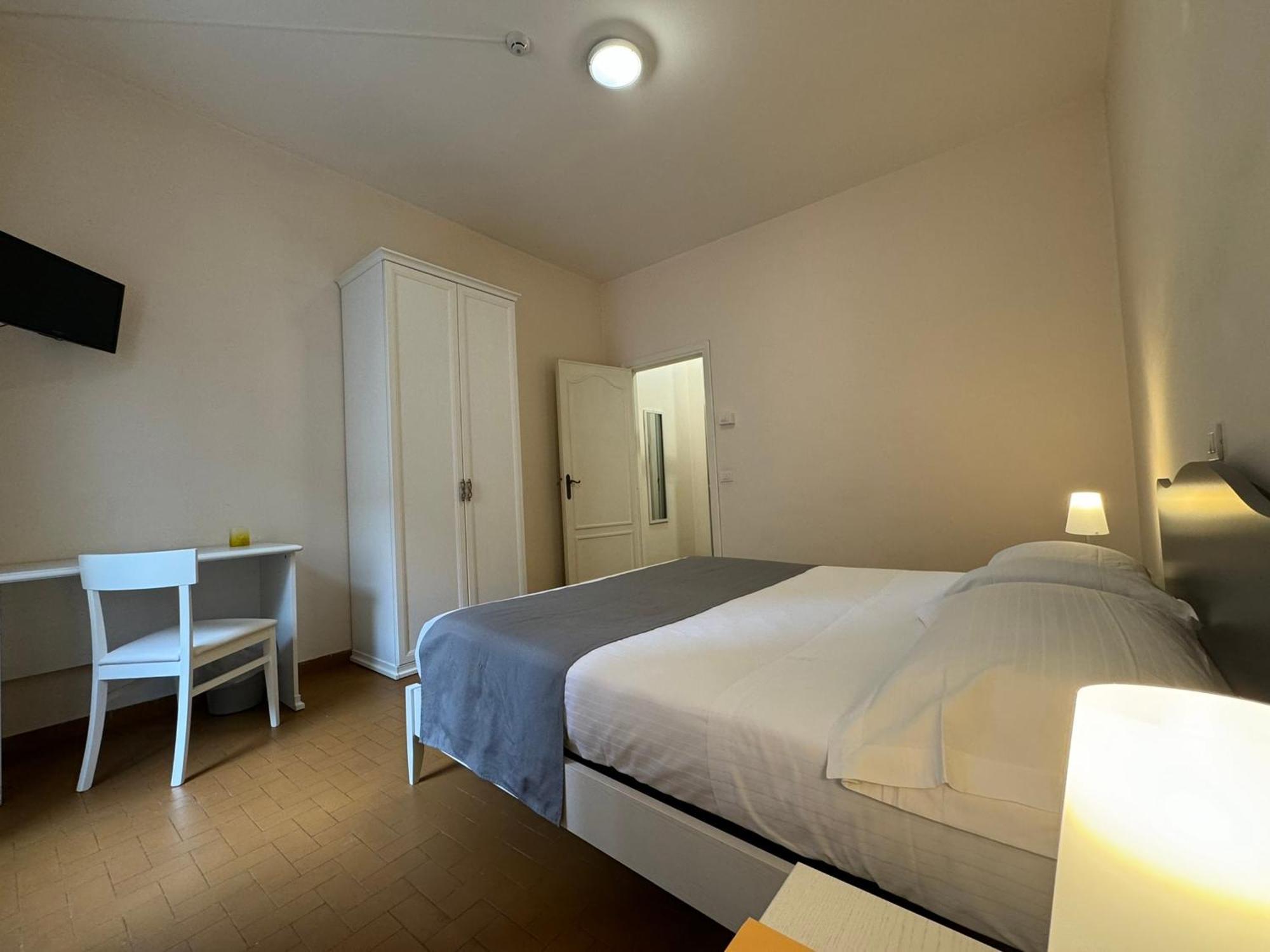 Monastero Ss. Annunziata Hotel Todi Eksteriør billede A room at the hotel