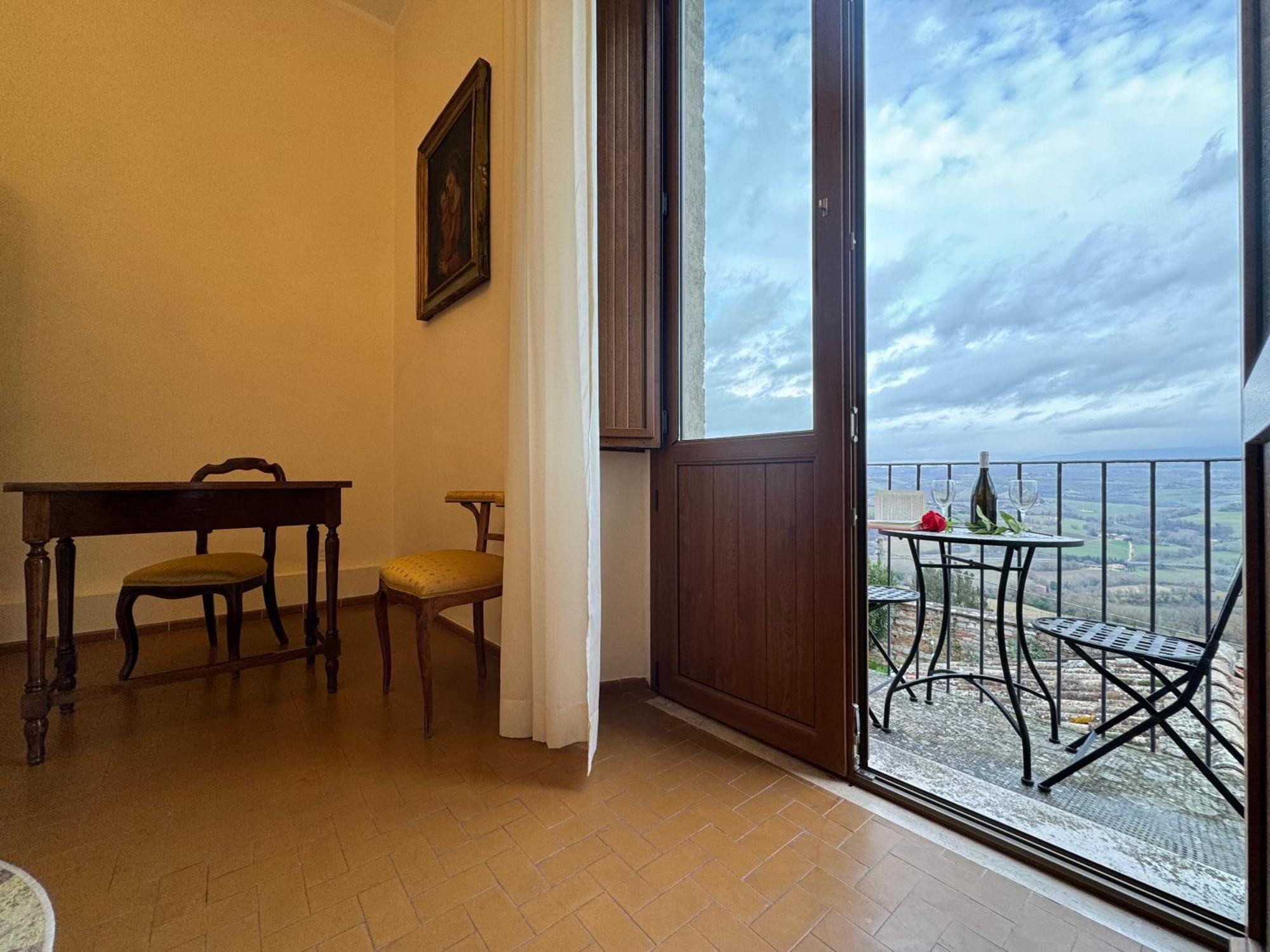 Monastero Ss. Annunziata Hotel Todi Eksteriør billede